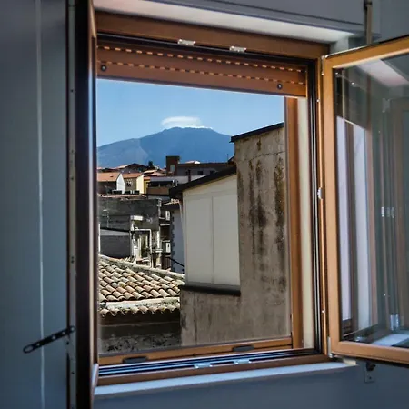 Cortile Aurora Bronte Apartmán