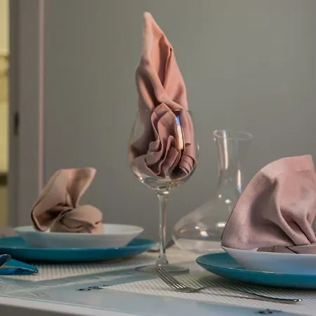 Appartement Cortile Aurora Bronte *