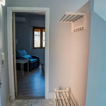 Cortile Aurora Bronte * Bronte