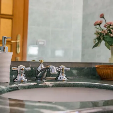 Cortile Aurora Bronte Bronte