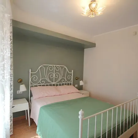 Cortile Aurora Bronte Appartement Bronte