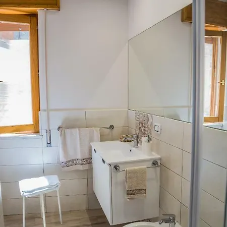 Cortile Aurora Bronte Appartement